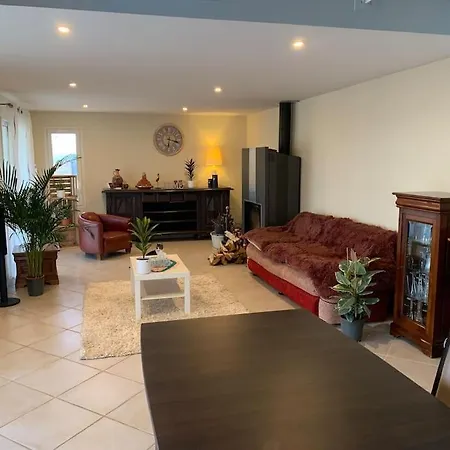 Vue Sur Etang 8 Personnes Spacieuse Et Calme Villa *